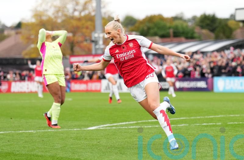 Stina Blackstenius winner sees Arsenal end Manchester City&rsquo;s unbeaten start
