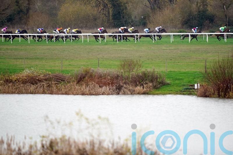 Weather concerns for Peterborough Chase meeting