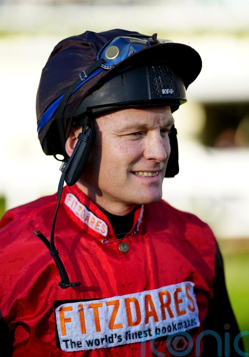 Maxwell hoping to strike Kempton gold with Il Est Francais team