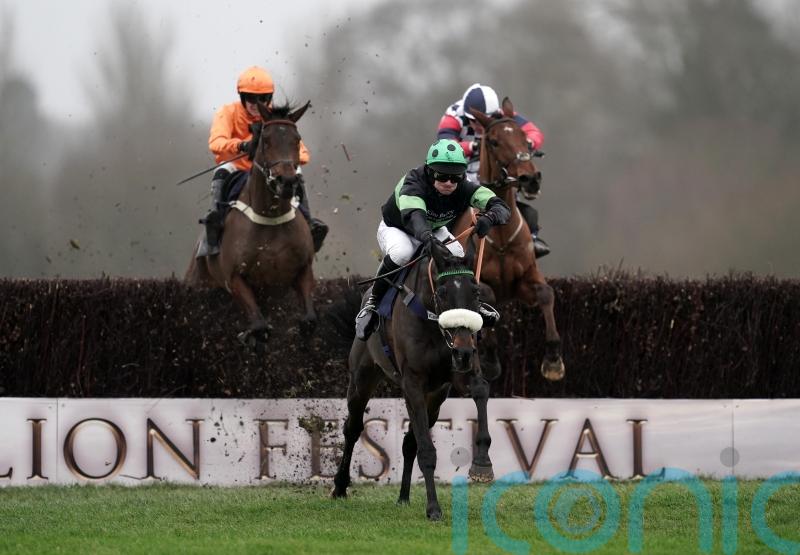 First Flow rolls back the years with Lingfield success