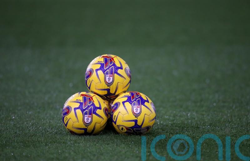 Dorking return to winning ways with routine victory at 10-man Boreham Wood