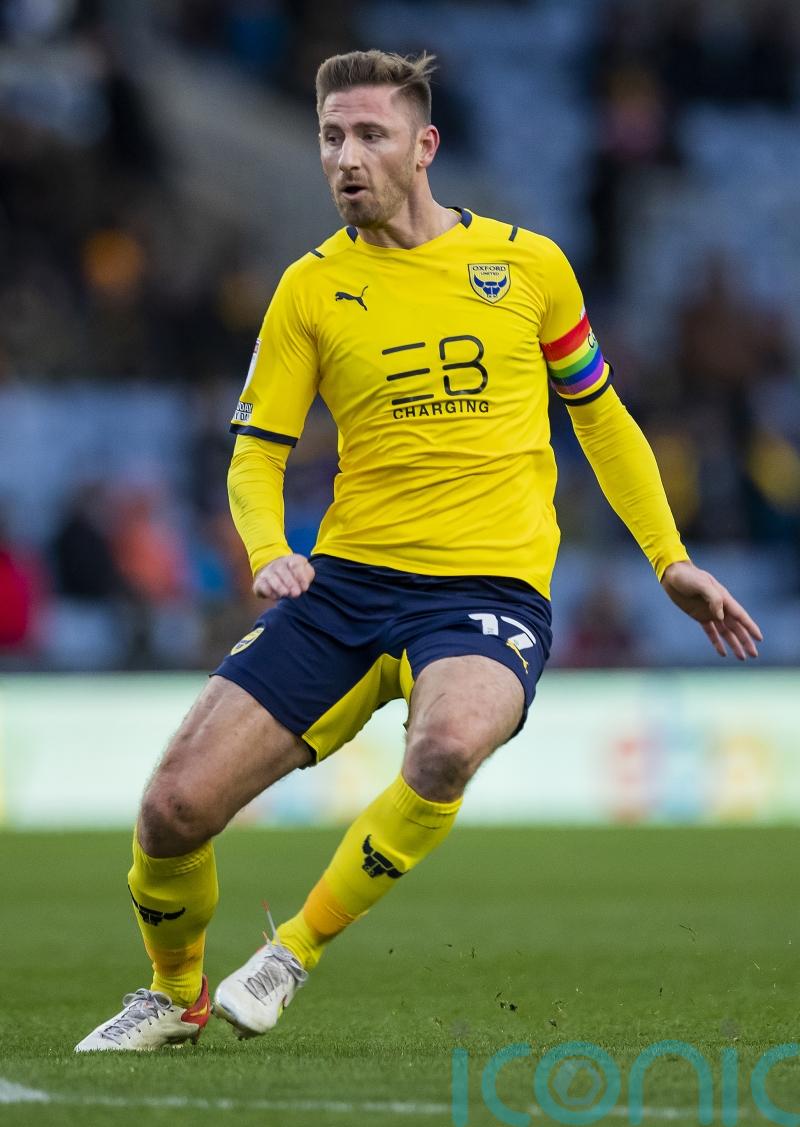 Oxford leave it late to snatch a point against Portsmouth