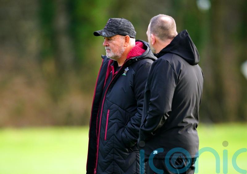 Warren Gatland wants inexperienced Wales to play with &lsquo;no fear&rsquo; against Scotland