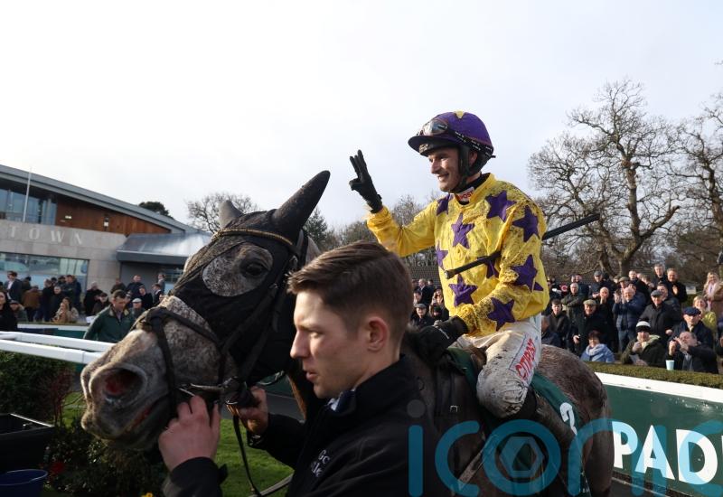 Il Etait Temps takes Irish Arkle, as Marine Nationale disappoints