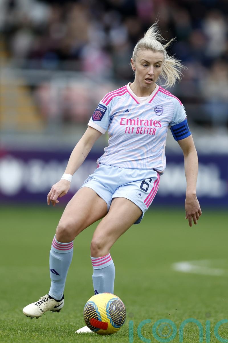 Leah Williamson returns to WSL action but title-chasing Arsenal lose at West Ham