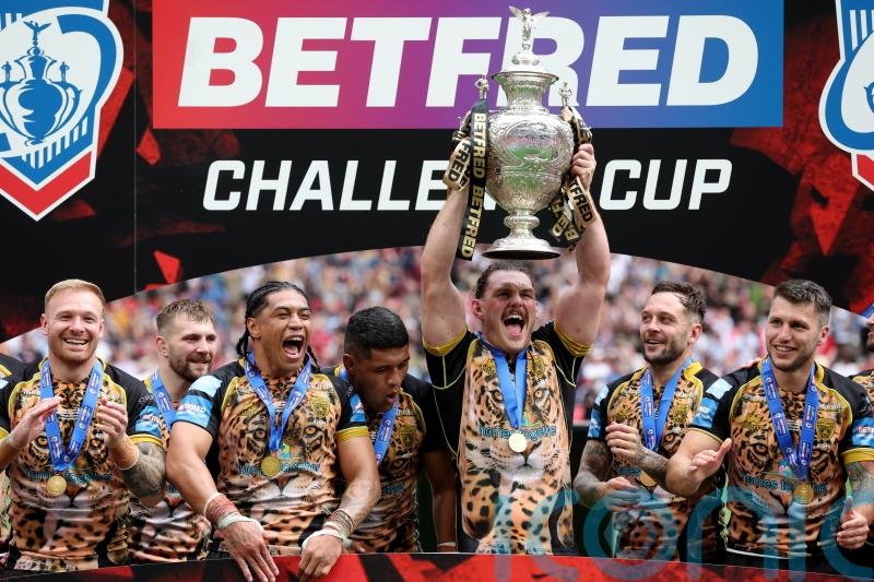 Adrian Lam keen to ensure Leigh continue their impressive progress