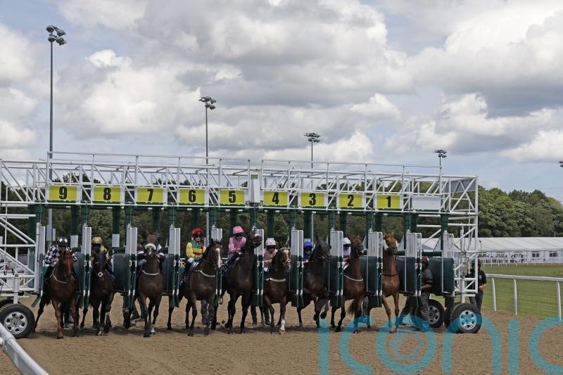 Timing error forces Newcastle race change