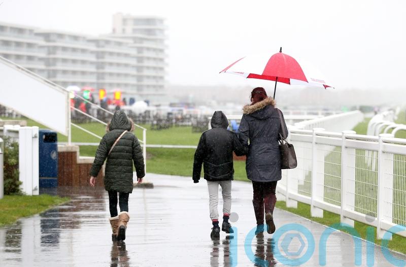 Heavy going at Newbury but &lsquo;track is in very good condition&rsquo;