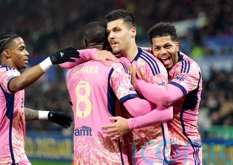 Leeds ease past Swansea to extend winning run and strengthen promotion push