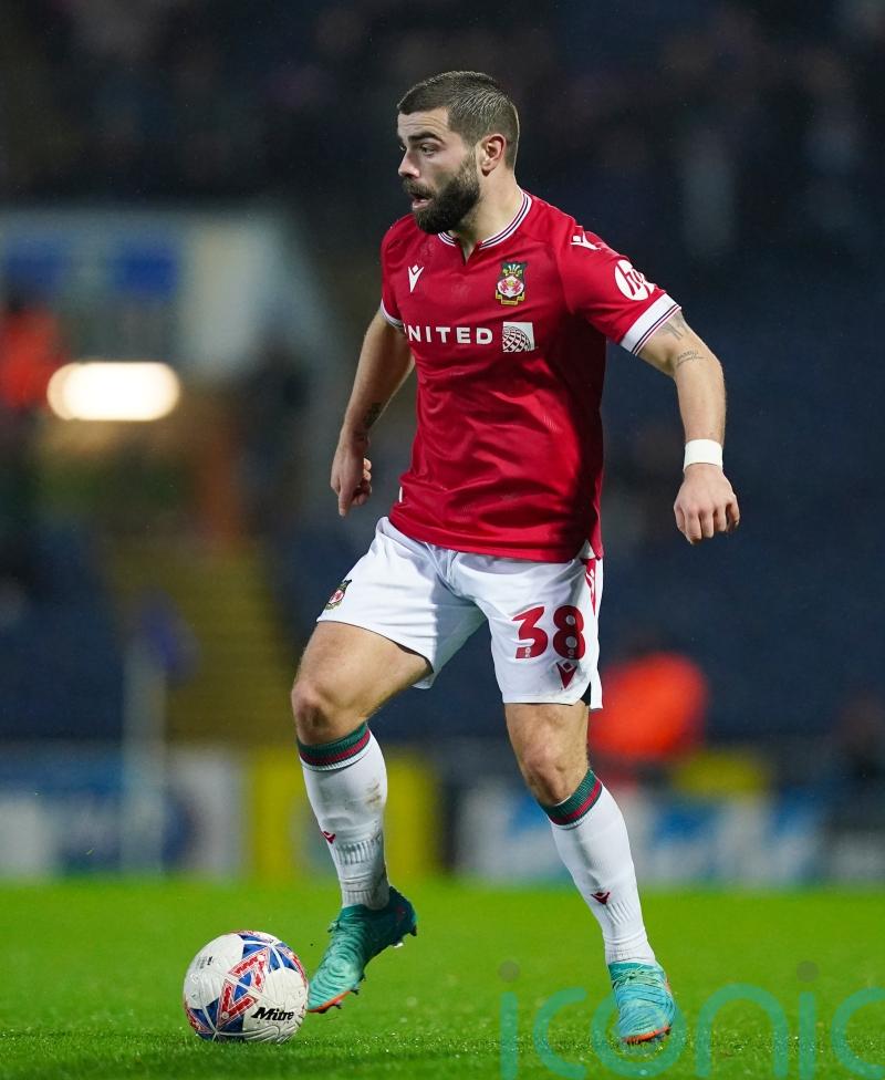 Wrexham battle to win against struggling Sutton