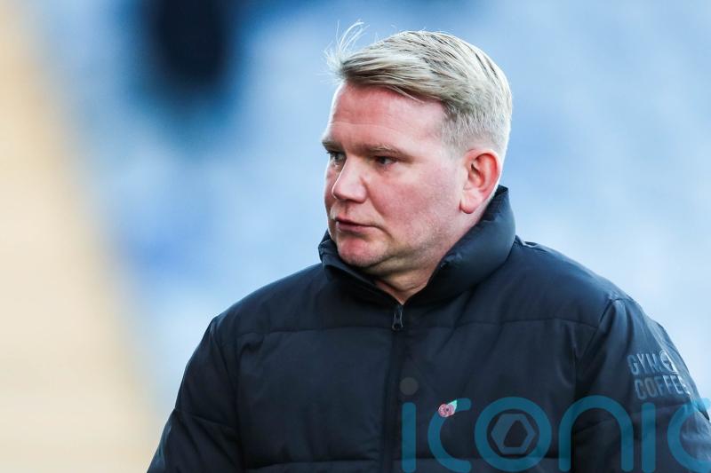 Pete Wild says Barrow must not &lsquo;start pointing fingers&rsquo; after Salford defeat