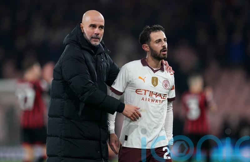 Pep Guardiola hails Manchester City &lsquo;supermen&rsquo; after closing gap to Liverpool