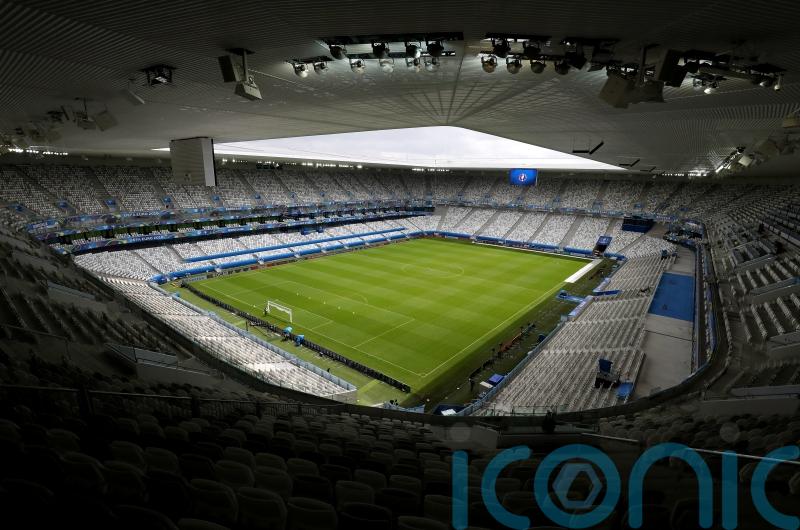 Bordeaux&rsquo;s Alberth Elis taken to hospital after head collision in Guingamp match