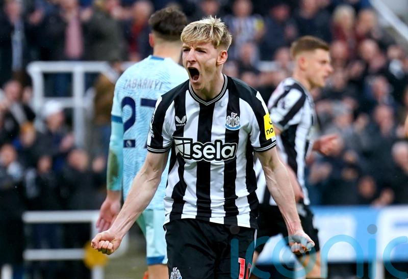 Anthony Gordon in &lsquo;really good place&rsquo; as Newcastle star chases England call-up