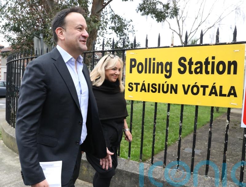 Fine Gael says Varadkar did not break electoral law with polling station video