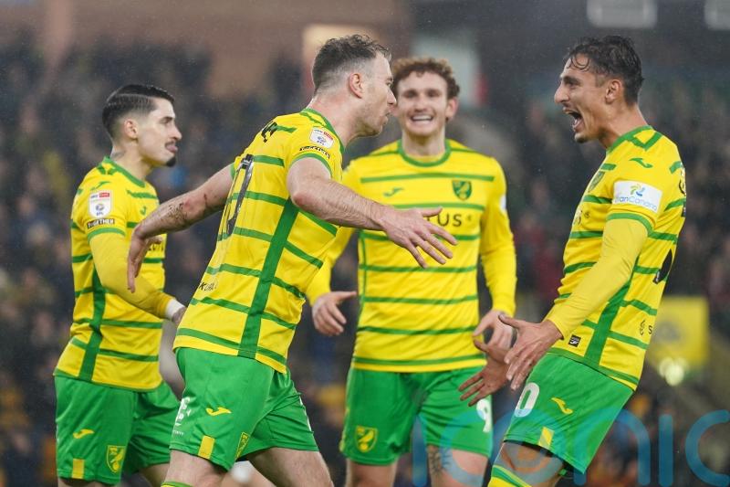 Norwich continue Championship play-off push with comfortable win at sorry Stoke