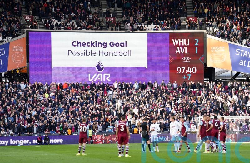 West Ham denied last-gasp winner by agonising VAR check as Villa take point