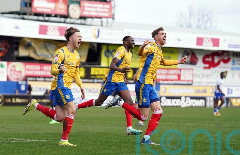Lowly Colchester earn vital point in draw at table-topping Mansfield