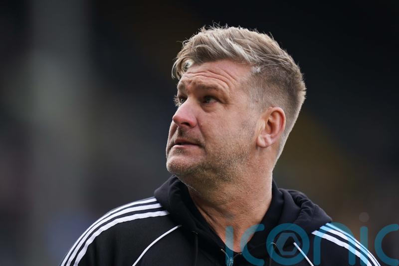 Karl Robinson fumes as two Salford players dismissed in loss at AFC Wimbledon