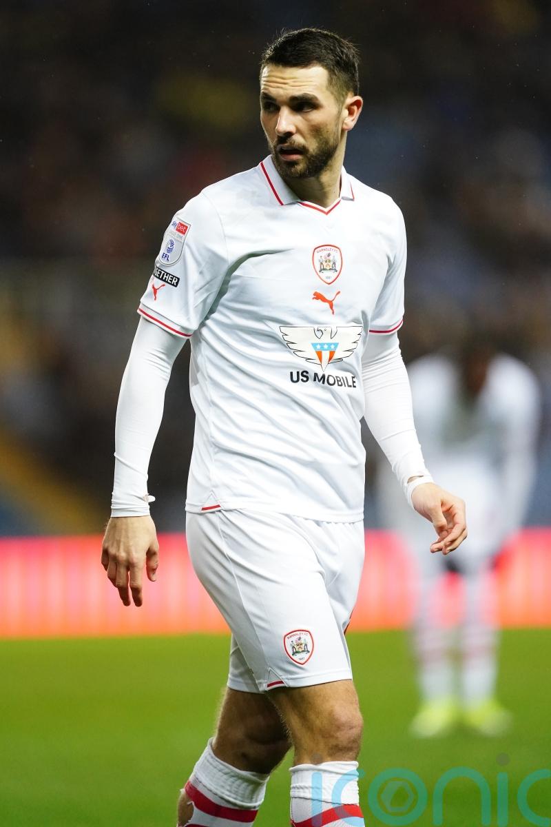 Fabio Jalo claims point as Barnsley twice come from behind to draw with Reading