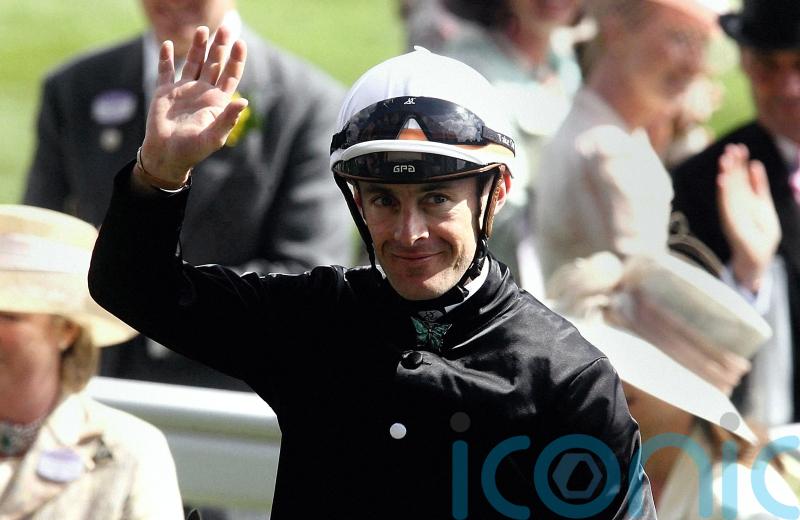 Tributes pour in for Olivier Peslier following final rides