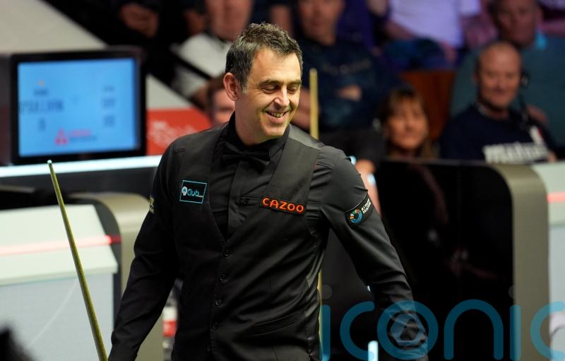 Ronnie O&rsquo;Sullivan sees off Ryan Day to book Crucible quarter-final spot