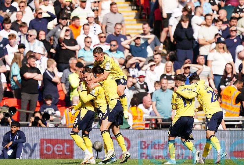 Josh Murphy bags Wembley brace to clinch Oxford promotion at Bolton&rsquo;s expense
