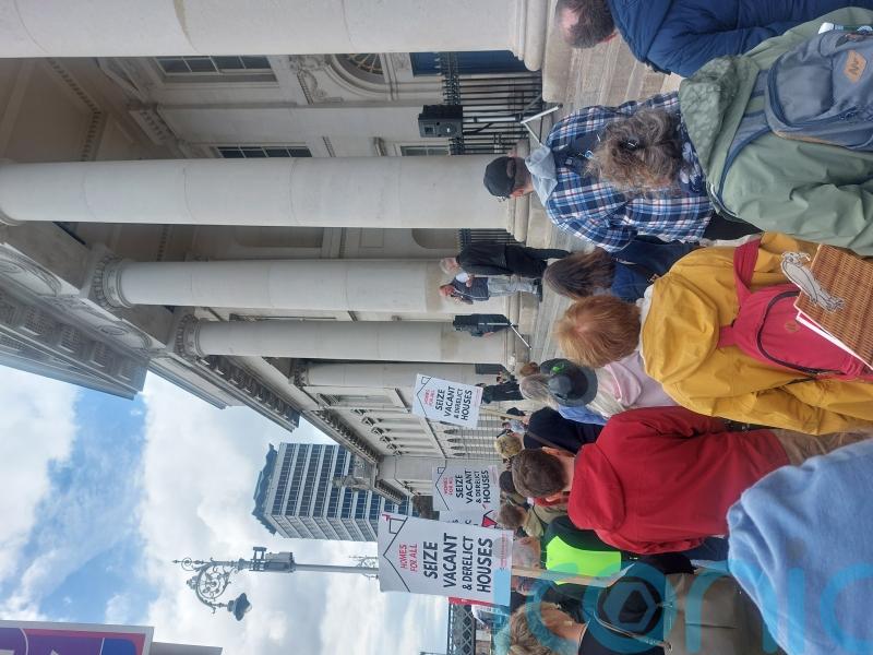 Government urged to take emergency measures to address housing crisis