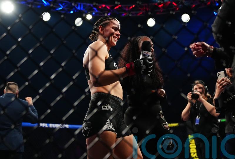 Boxer Savannah Marshall would prefer MMA clash with rival Claressa Shields
