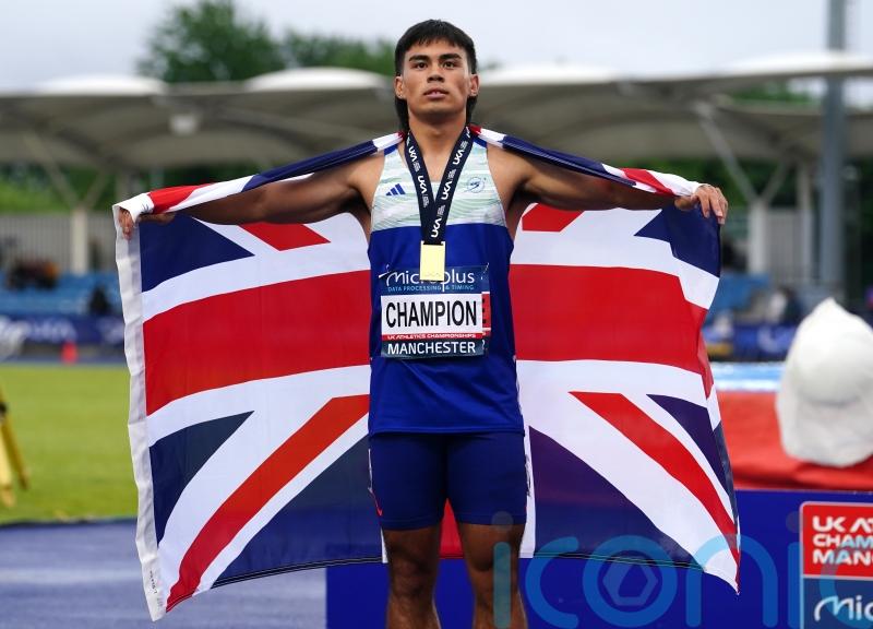 Louie Hinchliffe books Olympic 100m place with victory at UK Championships