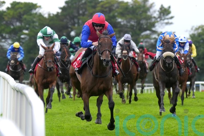 Cameletta Vega upholds family honour with impressive debut