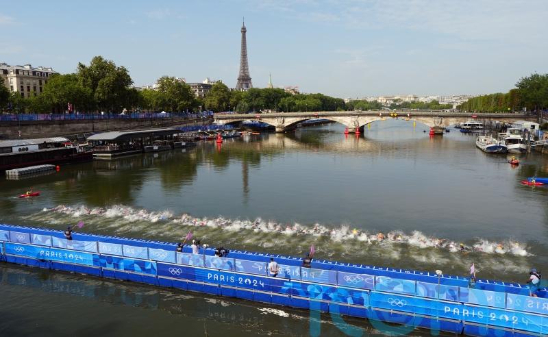 Mixed relay under way despite withdrawal of Belgium due to &lsquo;E. coli&rsquo; illness