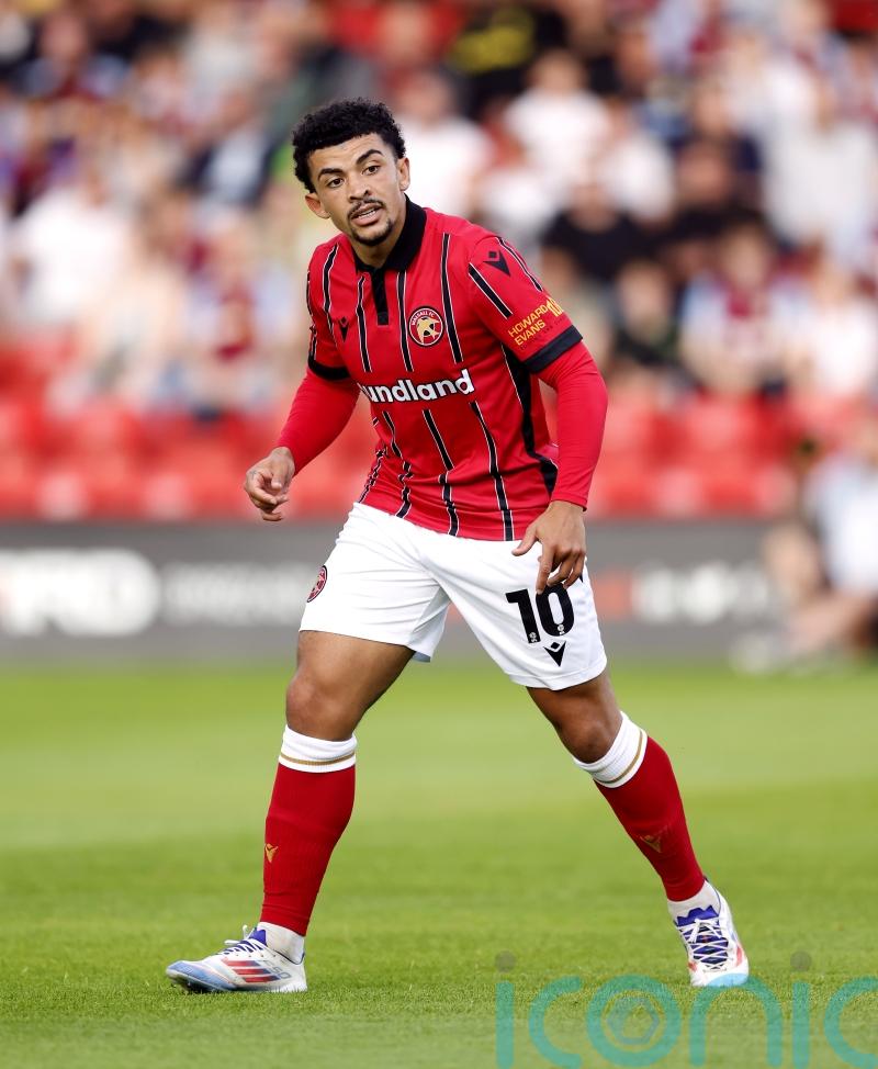 Swindon crash to heavy home defeat to Walsall