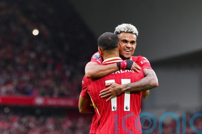 Luis Diaz and Mohamed Salah on target as Arne Slot&rsquo;s Liverpool topple Brentford