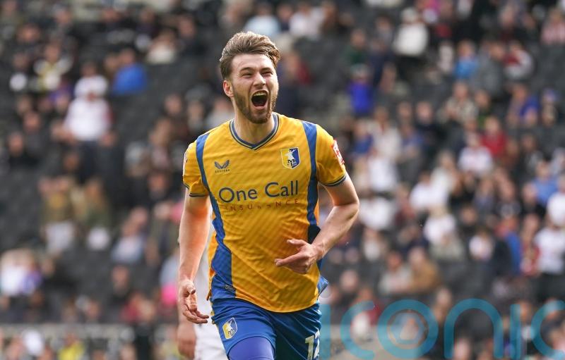 Solihull and Wealdstone share the spoils