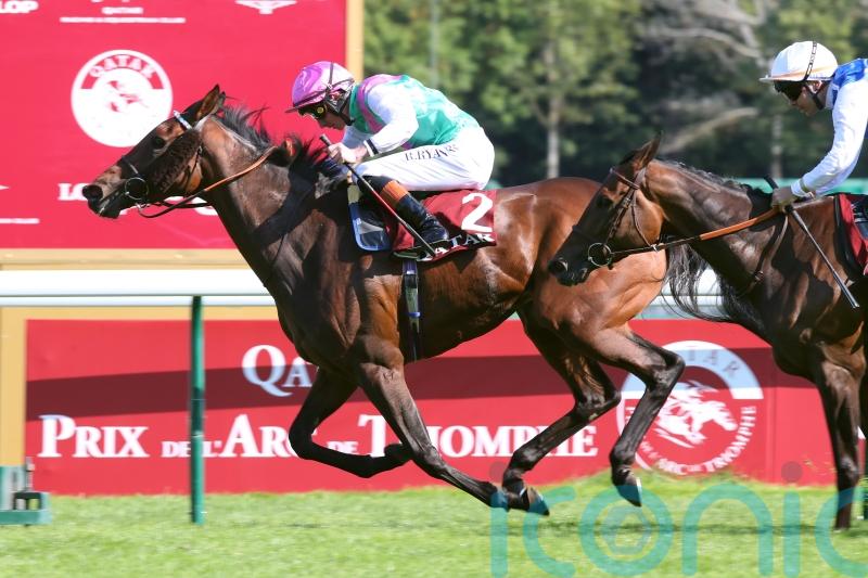 Bluestocking sees off all-comers in Prix Vermeille