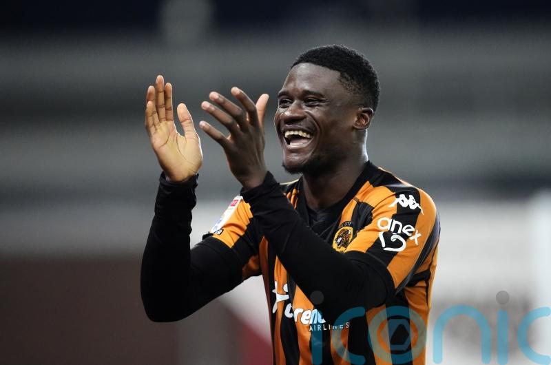 Bachir Belloumi scores twice as Hull rout managerless Cardiff