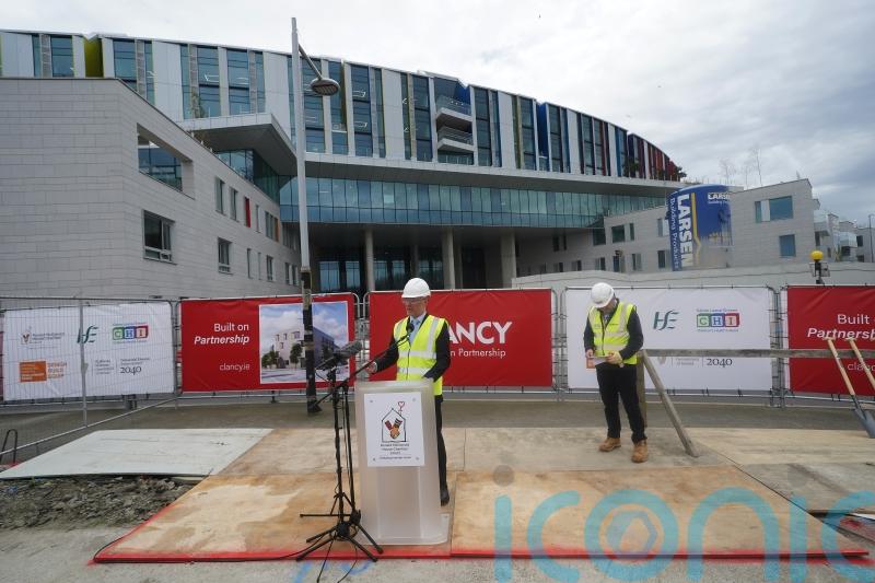 Stephen Donnelly &lsquo;laser focused&rsquo; on opening new children&rsquo;s hospital next year