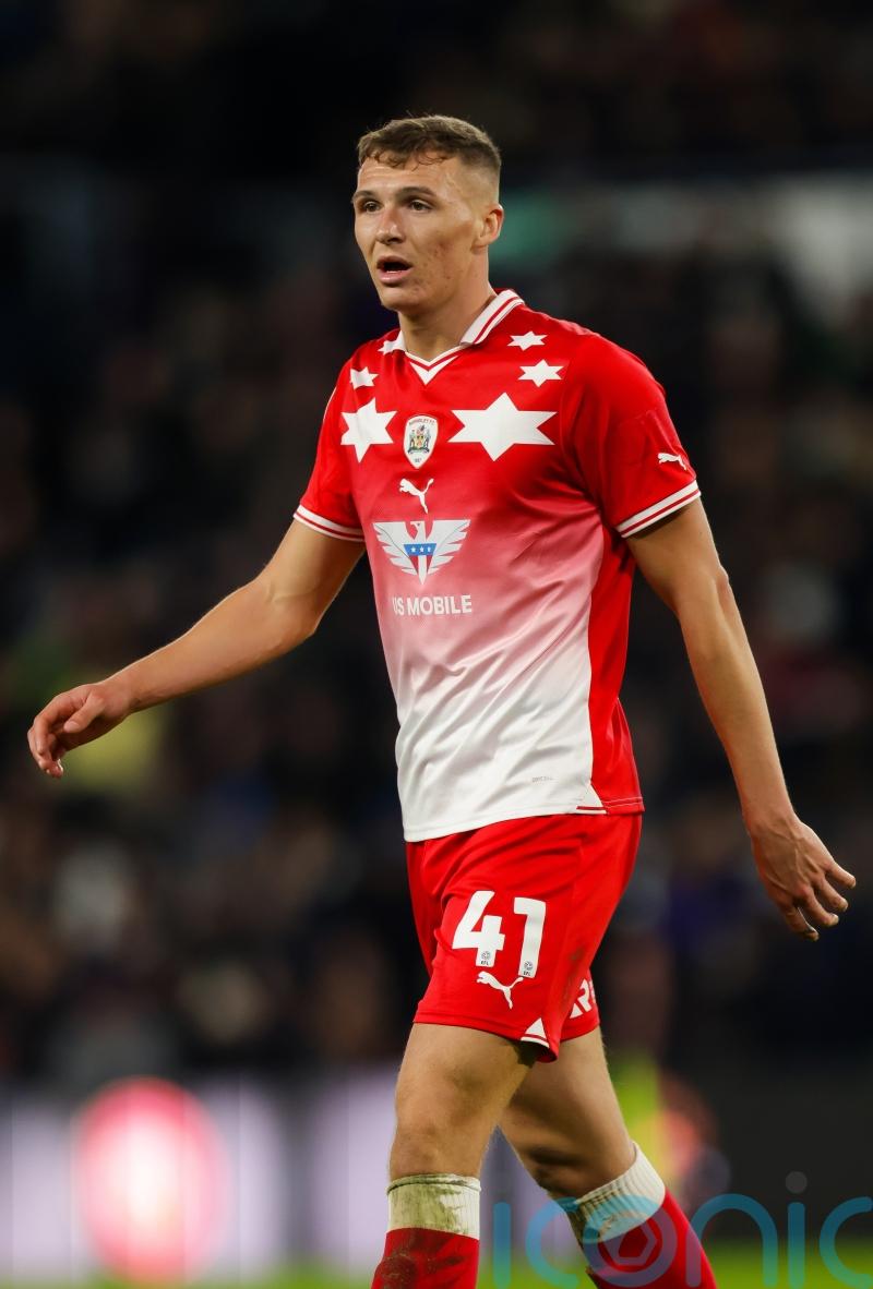 Bradford hit back to beat Gillingham for third win on the spin