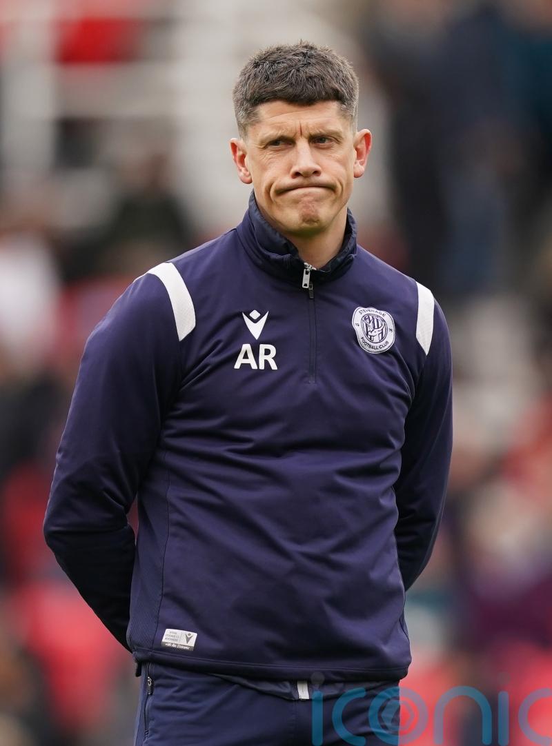 &lsquo;Unacceptable&rsquo; performance hurts Stevenage boss Alex Revell