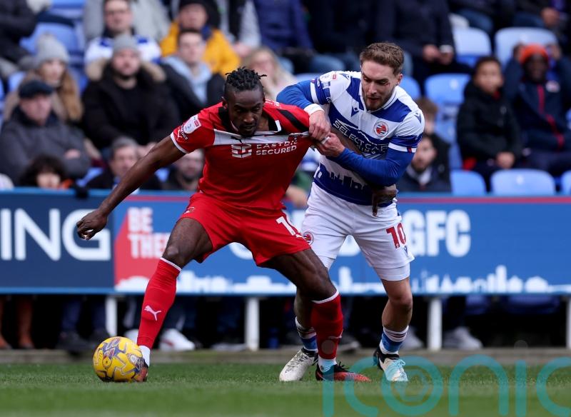 Sam Smith strike enough for Reading to beat 10-man Bristol Rovers