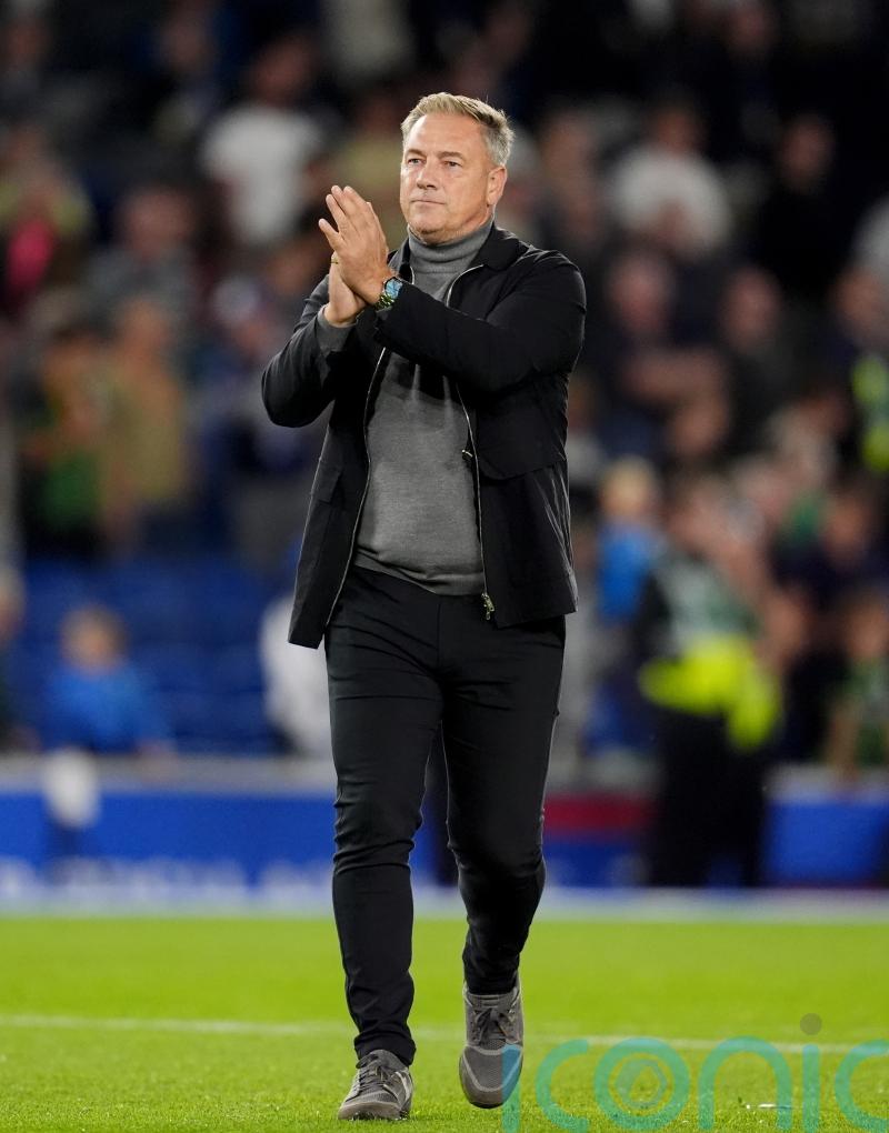 Half-time tweaks bear fruit for Scott Lindsey in MK Dons win at Grimsby