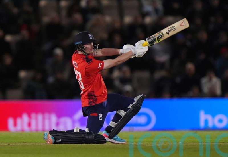 Like riding a bike &ndash; Jordan Cox unfazed by return to wicketkeeping with England