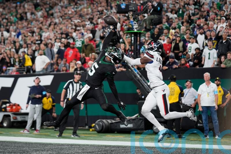 New York Jets end losing run with victory over Houston Texans