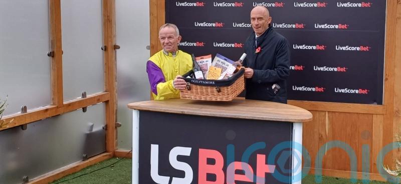 No fairytale farewell as Jimmy Quinn bows out