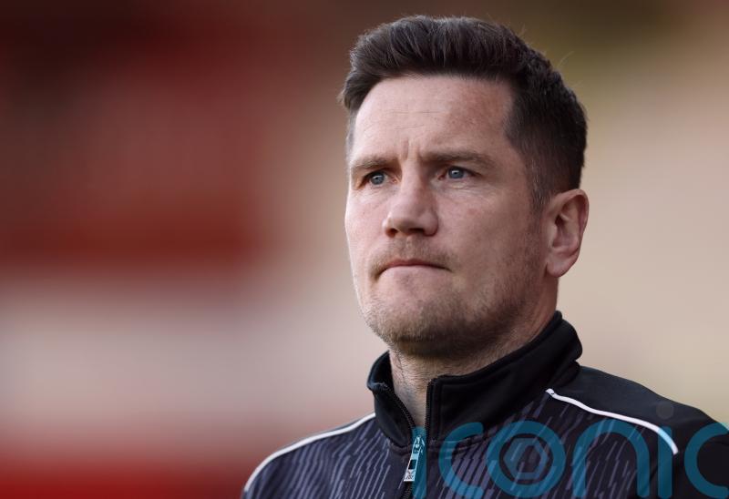 Lee Bell says Crewe &lsquo;slightly disappointed&rsquo; not to beat 10-man Port Vale