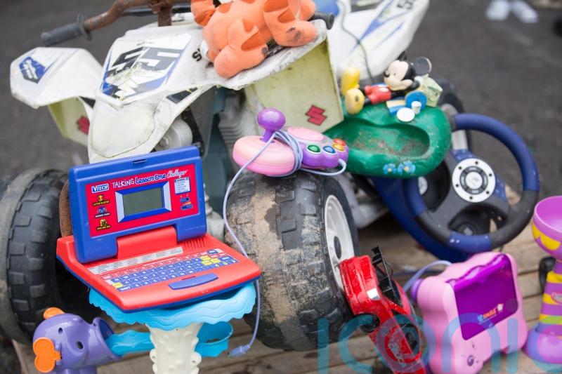 Shoppers urged to recycle electronics over busy season