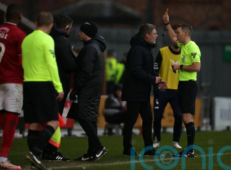 Graham Alexander hails 10-man Bradford&rsquo;s resilience after Crewe draw