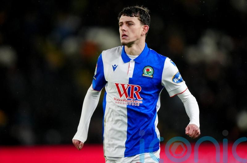 Blackburn extend winning streak to six with victory over 10-man Luton