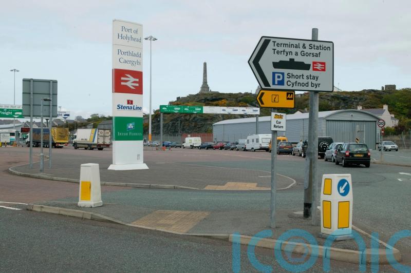Irish and Welsh leaders pledge to review progress on Holyhead port in new year
